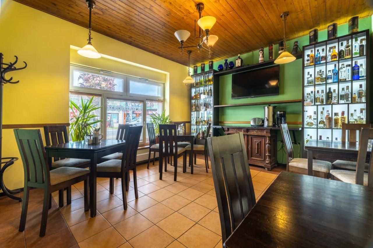 Penzion Rodos - Cafe براغ المظهر الخارجي الصورة